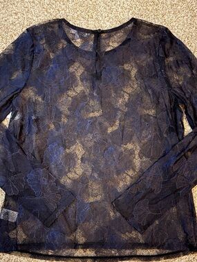 NWT Chelsea 28 Sheer Lace Long Sleeve Top in Black and Dark Blue, Size Small